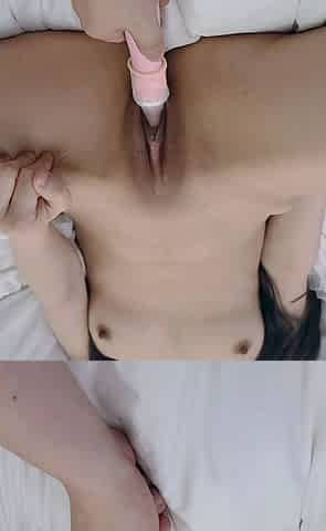 Amateur webcam toying wet pussy
