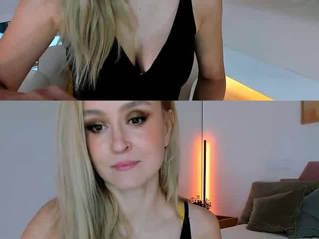 Blonde Teen Solo Masturbation