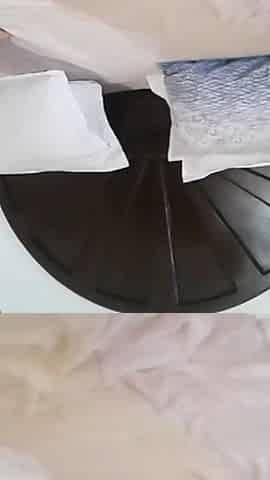 Selena's bed games 11
