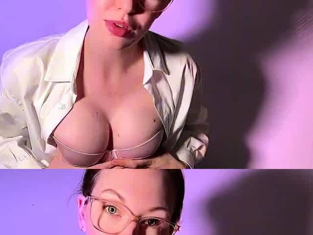 Love Chat Big Boobs Brunette Masturbating For Cam
