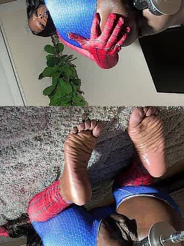 Spider woman taking cock in her backdoor and creamy bulky vagina
