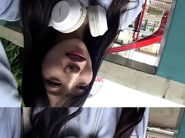 Amateur Asian College Teen Gives Blowjob