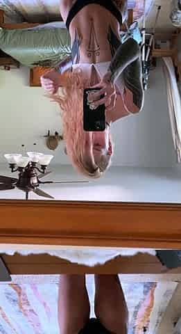 Horny Webcam Babe Solo Masturbation