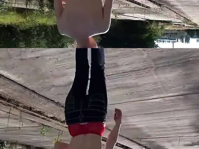 Outdoor Anal mit einer Magernutte - German Amateur Top Video