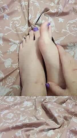 Feet for Reddit