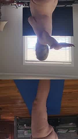 Hot MILF Doing Her Morning Naked Yoga!