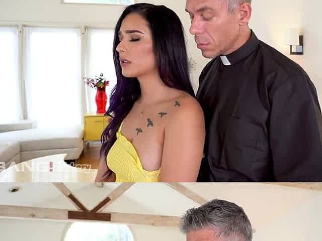 Gets Her Throat Stretched For Choir By The Priest With Jaye Summers