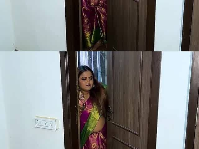Luxurious Indian MILFs passionate adult movie