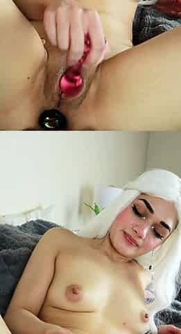 Puffy peach blondes solo toy action