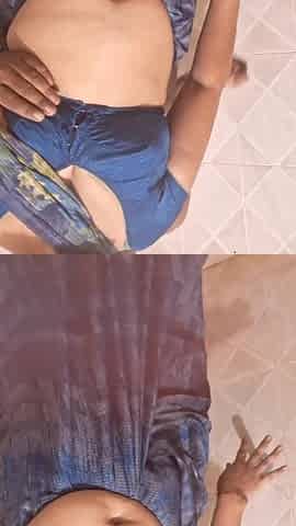 Aunty Bathing in Saree with Husband