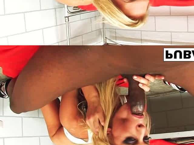 Hot honeys love to get drilled