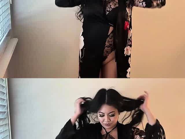 Juicy Asian Plays With Pussy Solo