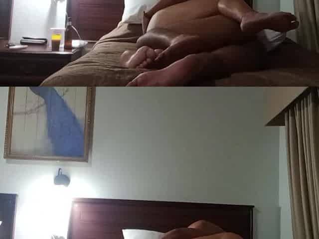 Sucking the Pussy of a 60-year-old Mature Woman