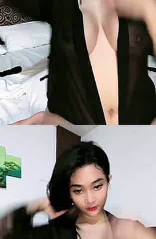 (TELEGRAM @GEXCOM) Pijat Terus Susunya Beb Sepong Dildo