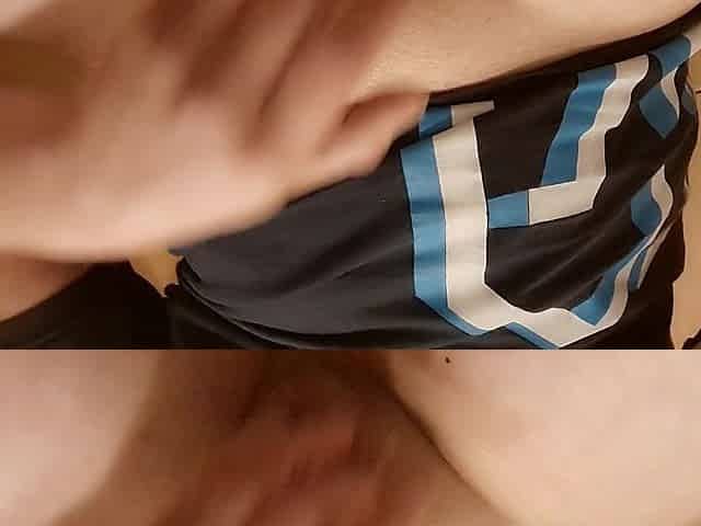 a stud secretly masturbates when his girlfriend is right next to him