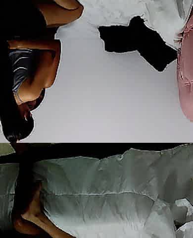 lewd lalin girl likes to break her cunt with her girlfriend