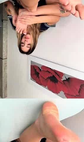 Blonde enjoys hot foot fetish sex