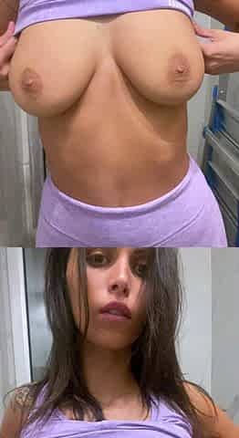 Close up MILF masturbation