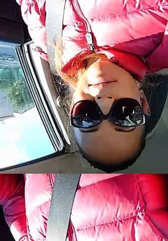 Milf brunette dildo masturbate