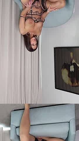 Perv Photographer Seduces Model