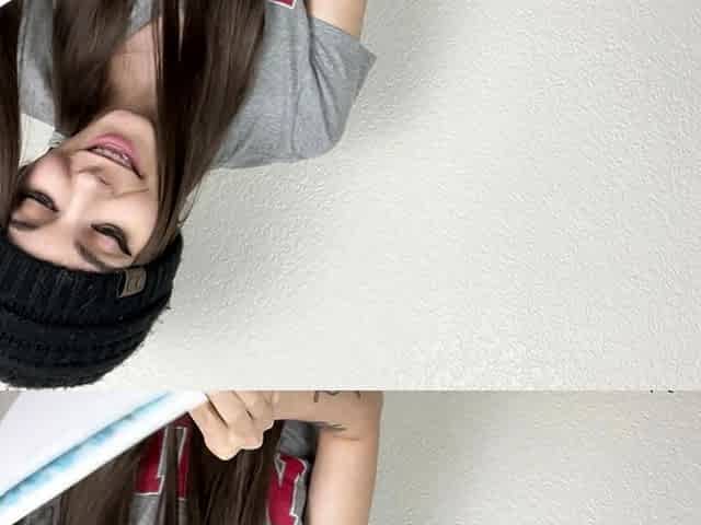 Hot amateur webcam teen masturbates for their fans