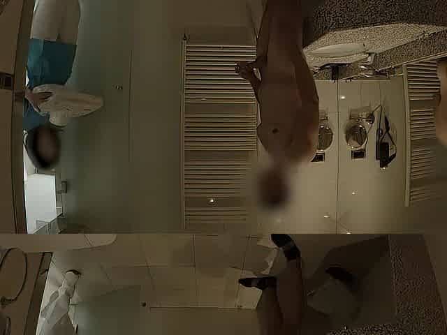 Schlong Flash! The hotel maid caught me masturbating in the baths and gave me a fellatio to finish