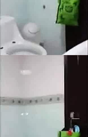 Indian Girl Masturbates on Webcam After Bath