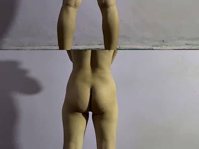 Worthy booty amateur gal workout at home