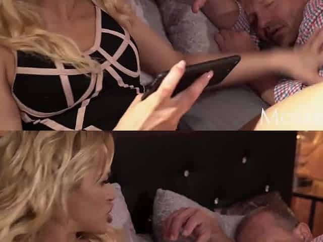 STEP MOMMY Intensive makeup sex after fight with blond bombshell