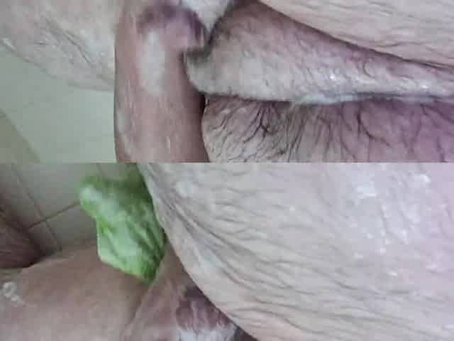 See a bulky stud clean his thick wang and large balls