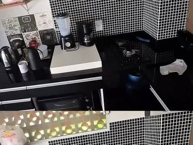 I fucked my best friend's freeuse mom while she was washing