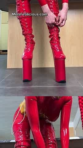 Dangerously High Platform Boots!