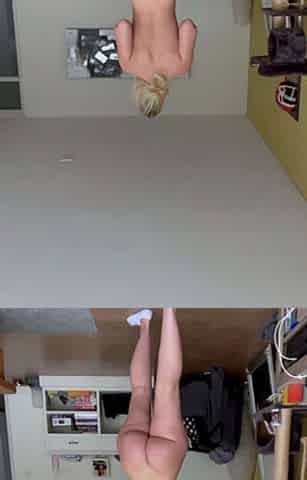 Blonde emo amateur solo masturbation