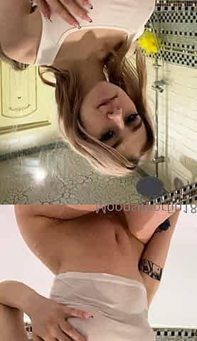 Amateur Blonde Teen Plays Solo with Toy Webcam Porn