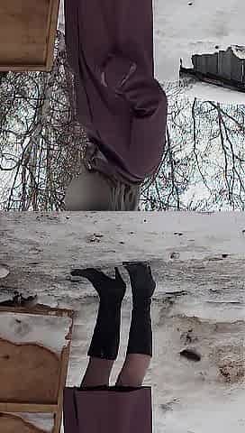 Outside the town, at an old bus stop, I wanted to pee and, without habit, I poured the jizz