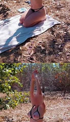 Wifey Is Beautiful Stripping Fully Nude in Park