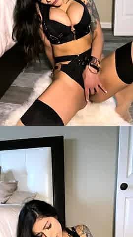 Brunette Big Boobs Masturbating