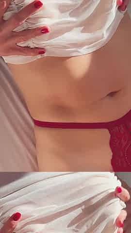 Real Fast Female Morning Orgasm with a Black Magic Wand on a Perfect Small Trimmed Pussy