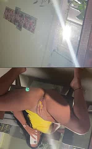When the Mirror Gets in the Way of My Squirt