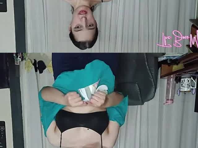 Screwing my booty with a vibrator