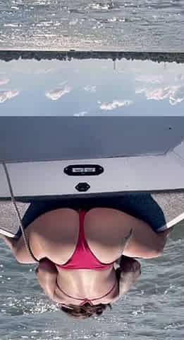 Brunette Solo Webcam Masturbation