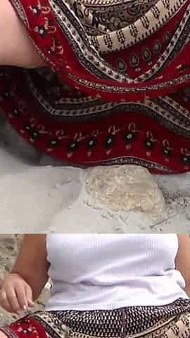 Jen Flashes Her Pussy at the Beach