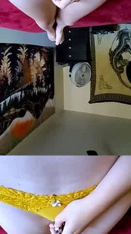 Blonde emo amateur solo masturbation