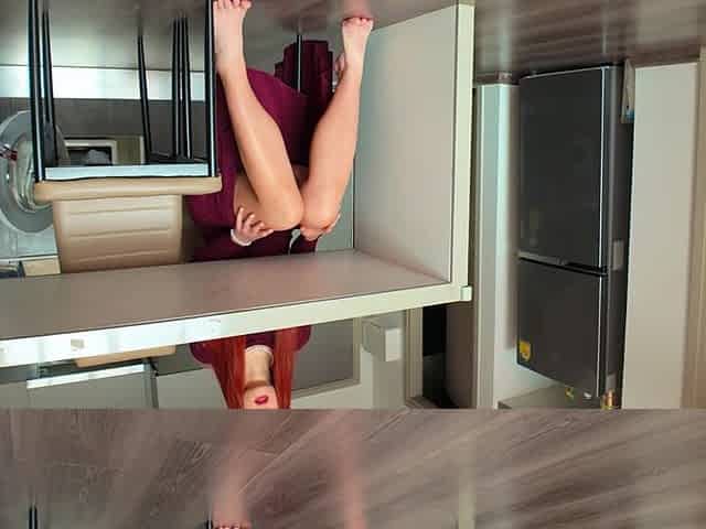 Hot Step Mom Accidentally Caught Step Son with a Boner While She Was Working