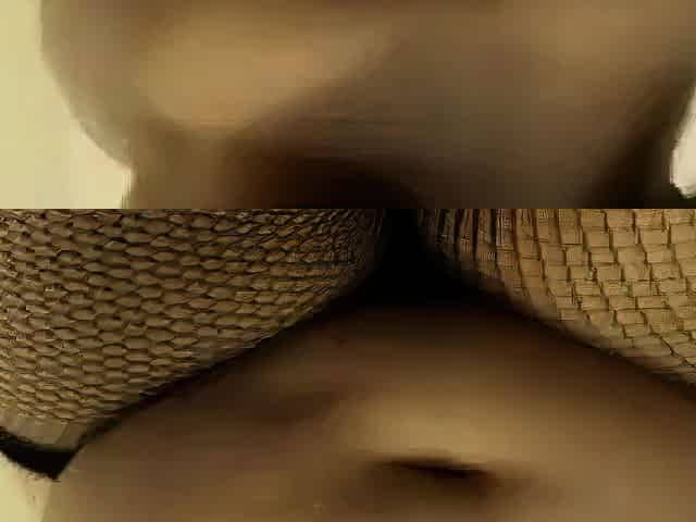 Big-Titted BBW Amateur Shows Off on Webcam