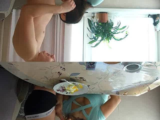 The neighbour invited for breakfast and did a blow job right at the table!