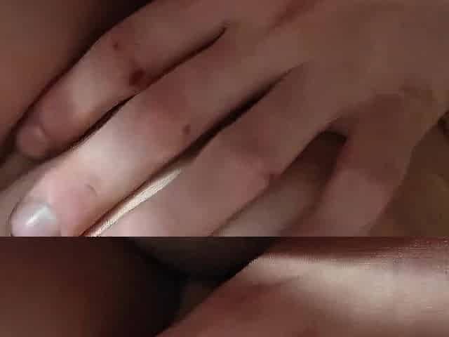 My girlfriend rides me