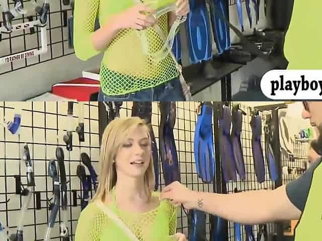 Slender Blonde Babe Screwed By Bald Dude And Petite Girl