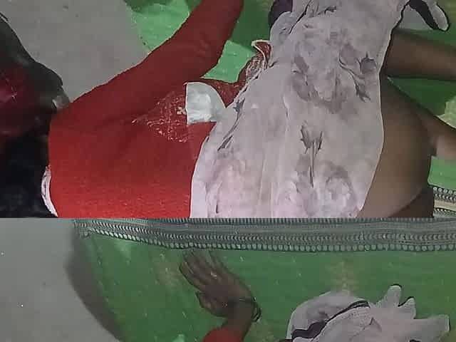 Desi Village Bhabhi Ko Doggy Style Mein Jamkar Choda - Tight Chut Faad Di Hindi Audio