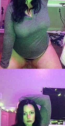 Big boobs milf masturbates with her dildo
